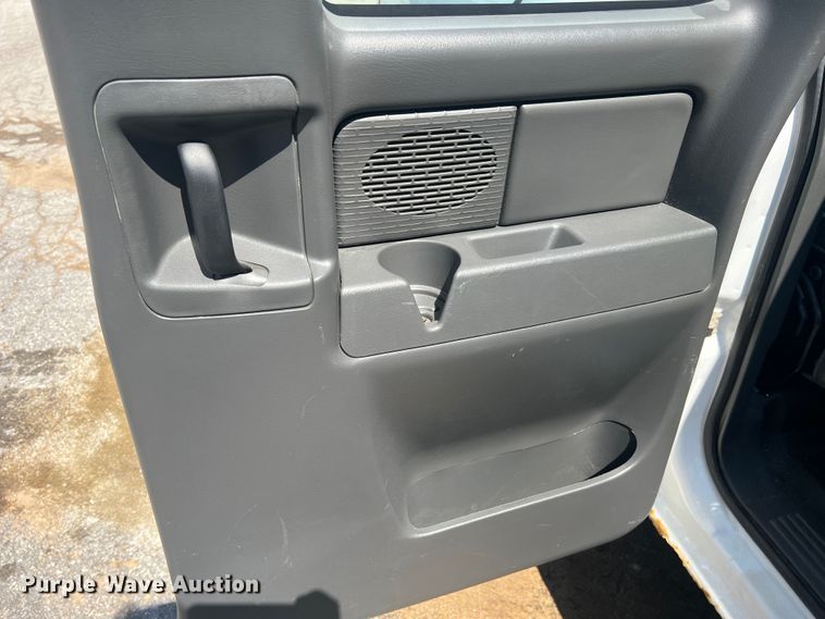 image for item JM9250 2005 Chevrolet Silverado 1500  Ext. Cab pickup truck