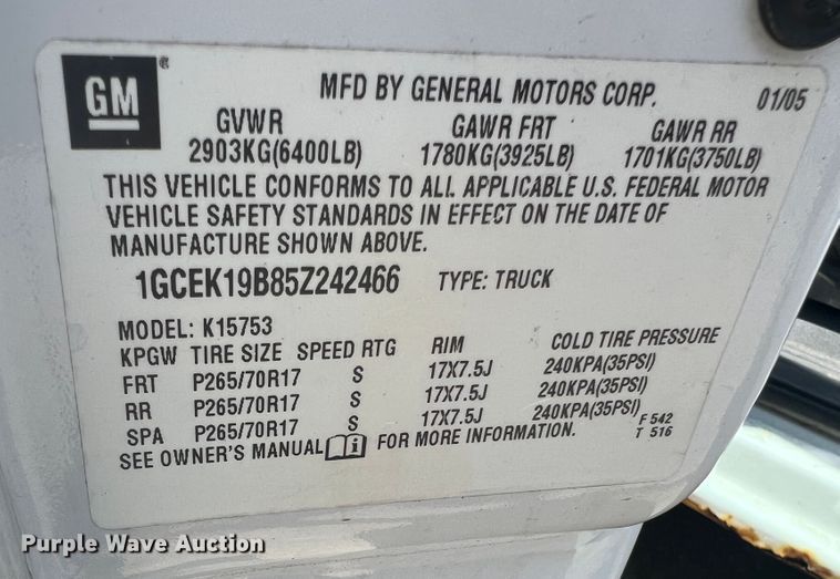 image for item JM9250 2005 Chevrolet Silverado 1500  Ext. Cab pickup truck