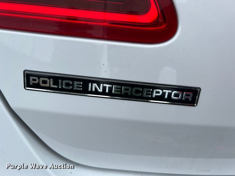 image for item JM9278 2017 Ford Taurus Police Interceptor