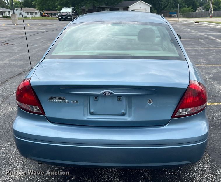 image for item JM9283 2006 Ford Taurus SE