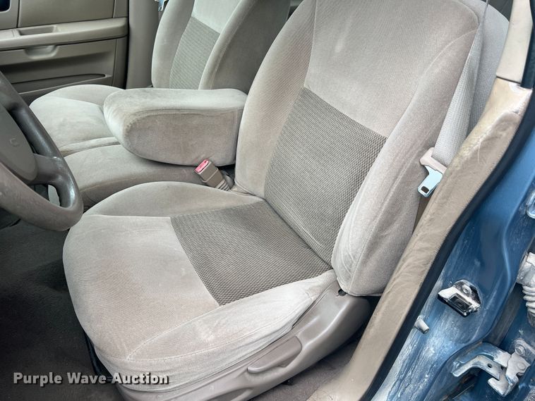 image for item JM9283 2006 Ford Taurus SE