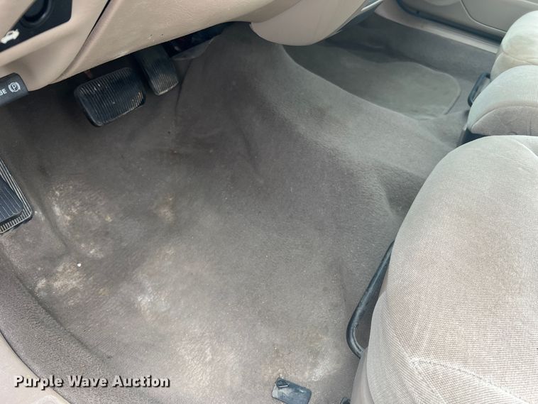 image for item JM9283 2006 Ford Taurus SE