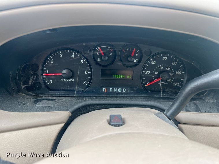 image for item JM9283 2006 Ford Taurus SE