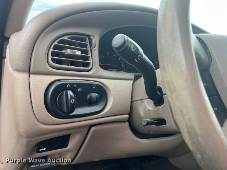 image for item JM9283 2006 Ford Taurus SE