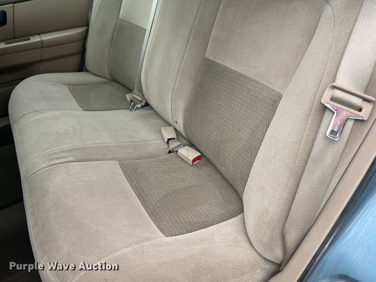 image for item JM9283 2006 Ford Taurus SE