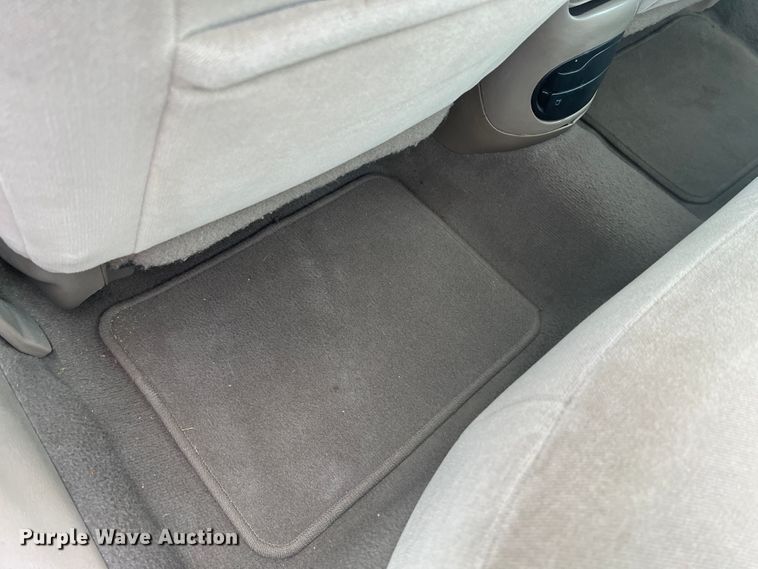 image for item JM9283 2006 Ford Taurus SE