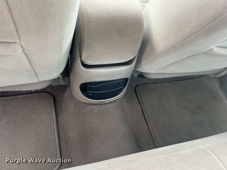 image for item JM9283 2006 Ford Taurus SE