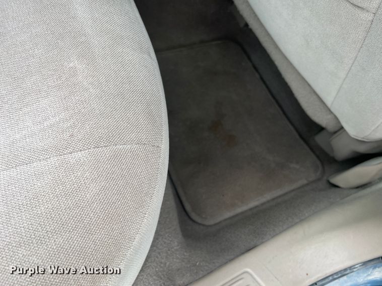 image for item JM9283 2006 Ford Taurus SE