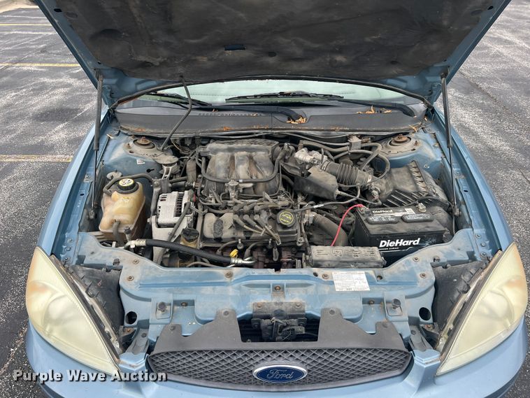 image for item JM9283 2006 Ford Taurus SE