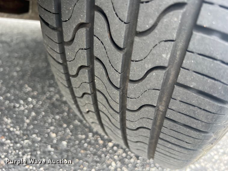 image for item JM9283 2006 Ford Taurus SE