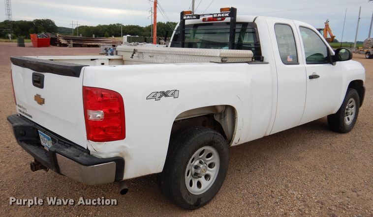 image for item JO9050 2009 Chevrolet Silverado 1500  Ext. Cab pickup truck