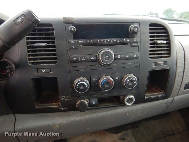 image for item JO9050 2009 Chevrolet Silverado 1500  Ext. Cab pickup truck