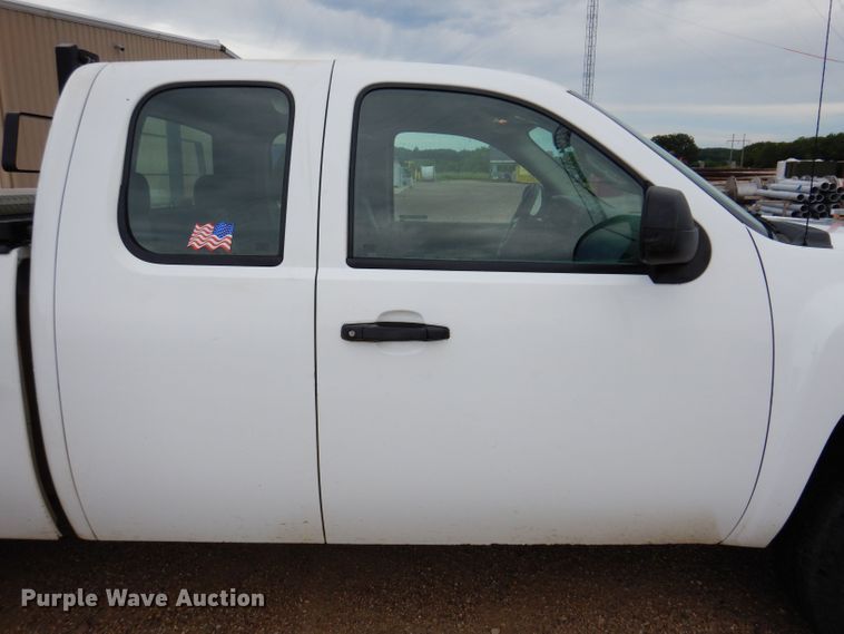 image for item JO9050 2009 Chevrolet Silverado 1500  Ext. Cab pickup truck