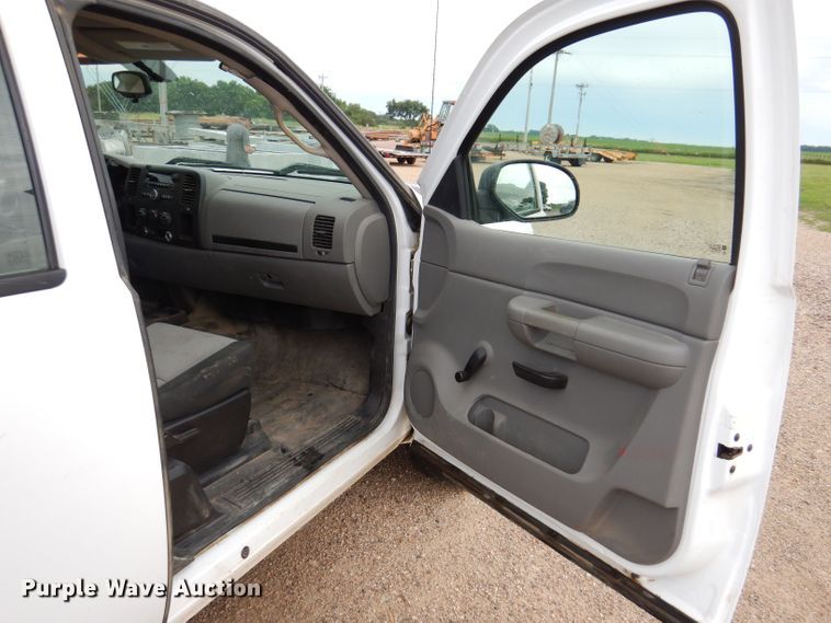 image for item JO9050 2009 Chevrolet Silverado 1500  Ext. Cab pickup truck