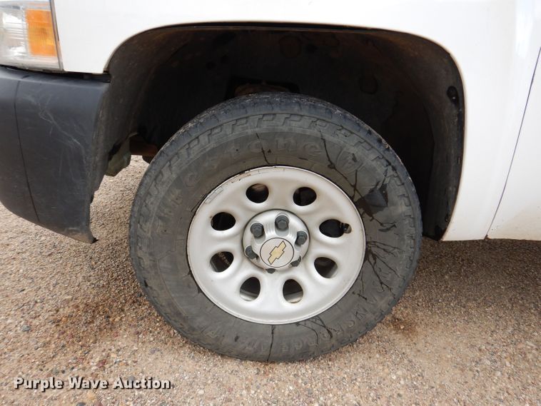 image for item JO9050 2009 Chevrolet Silverado 1500  Ext. Cab pickup truck