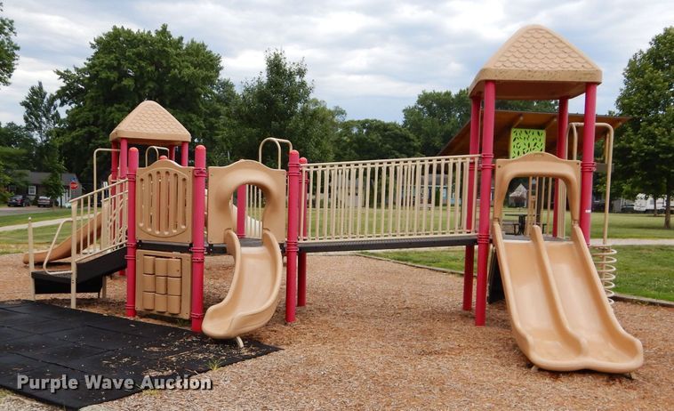 image for item JX9134 Playground equipment