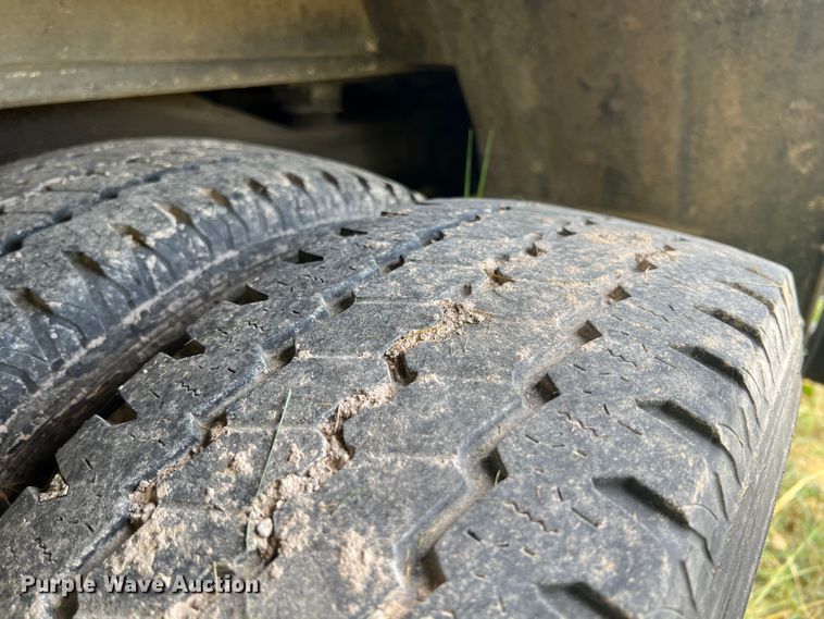 image for item JX9286 2015 Chevrolet Express G3500  ambulance