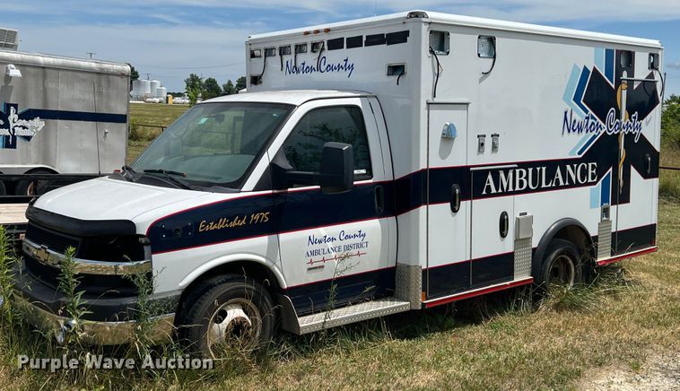 image for item JX9288 2013 Chevrolet Express G3500  ambulance