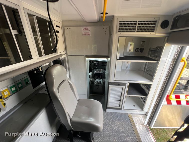 image for item JX9288 2013 Chevrolet Express G3500  ambulance