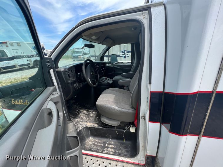 image for item JX9288 2013 Chevrolet Express G3500  ambulance