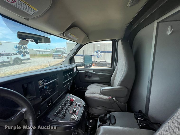 image for item JX9288 2013 Chevrolet Express G3500  ambulance