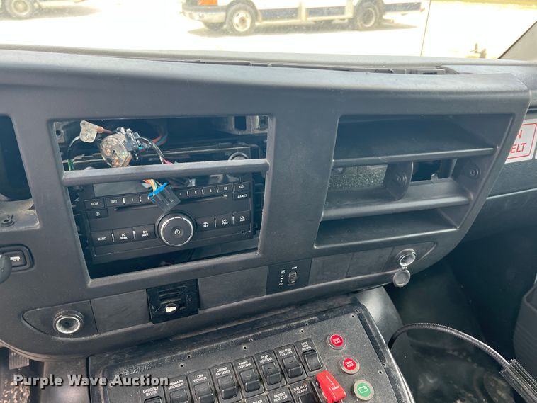 image for item JX9288 2013 Chevrolet Express G3500  ambulance