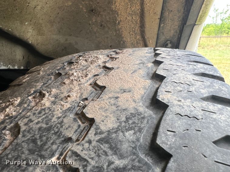 image for item JX9288 2013 Chevrolet Express G3500  ambulance