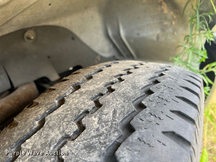 image for item JX9288 2013 Chevrolet Express G3500  ambulance