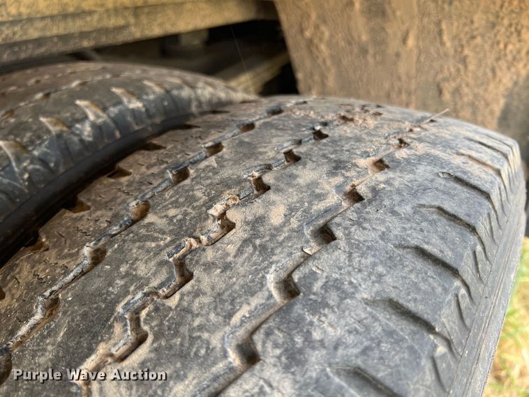 image for item JX9288 2013 Chevrolet Express G3500  ambulance