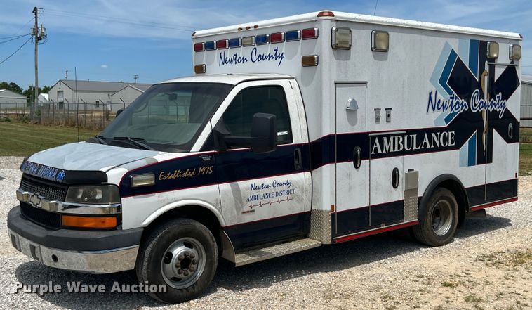 image for item JX9289 2009 Chevrolet Express 3500  ambulance