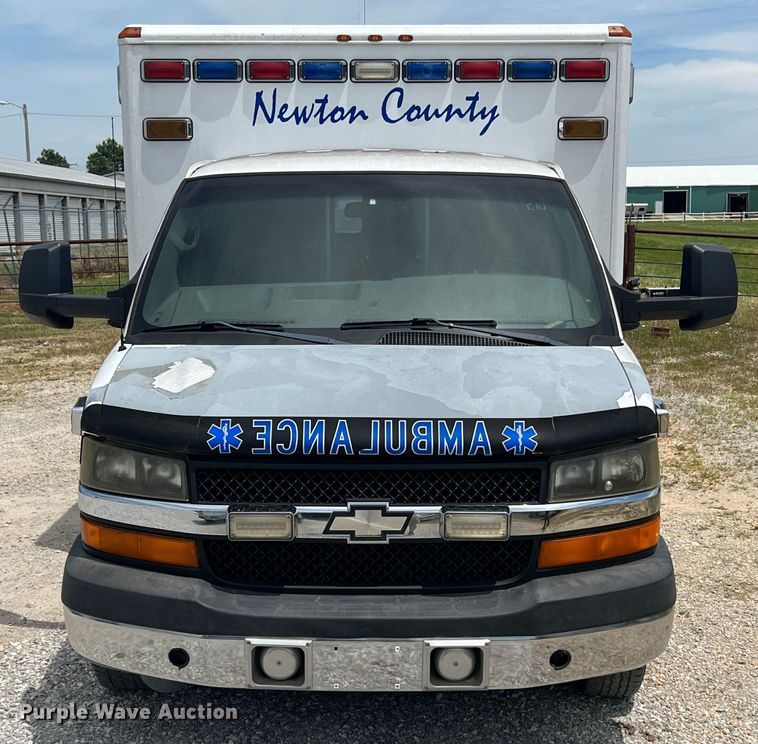 image for item JX9289 2009 Chevrolet Express 3500  ambulance