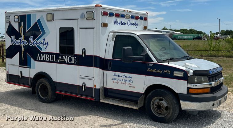image for item JX9289 2009 Chevrolet Express 3500  ambulance
