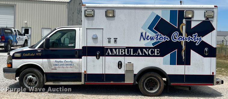 image for item JX9289 2009 Chevrolet Express 3500  ambulance