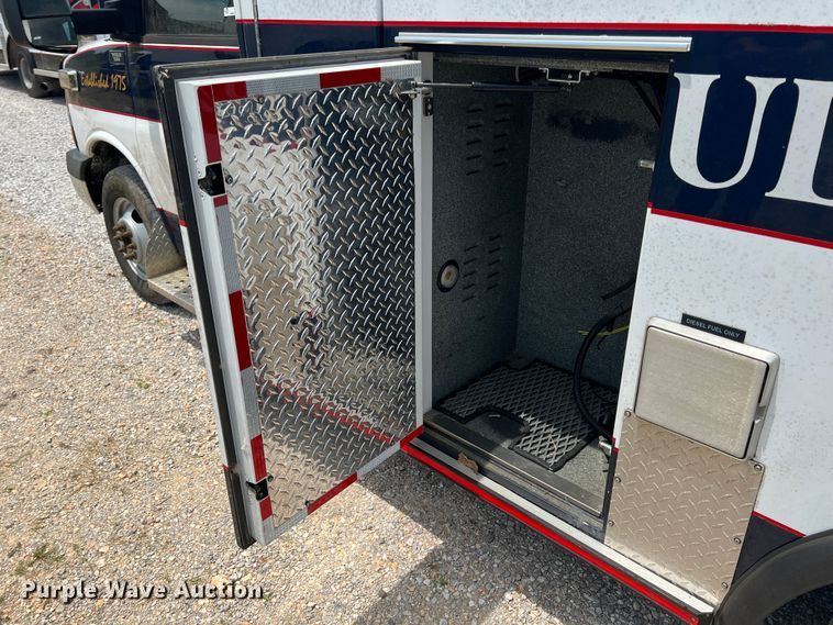 image for item JX9289 2009 Chevrolet Express 3500  ambulance