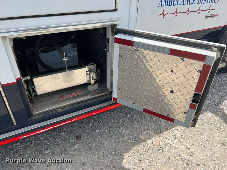 image for item JX9289 2009 Chevrolet Express 3500  ambulance