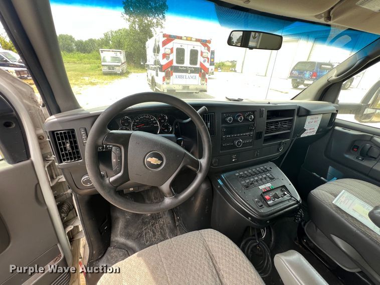 image for item JX9289 2009 Chevrolet Express 3500  ambulance
