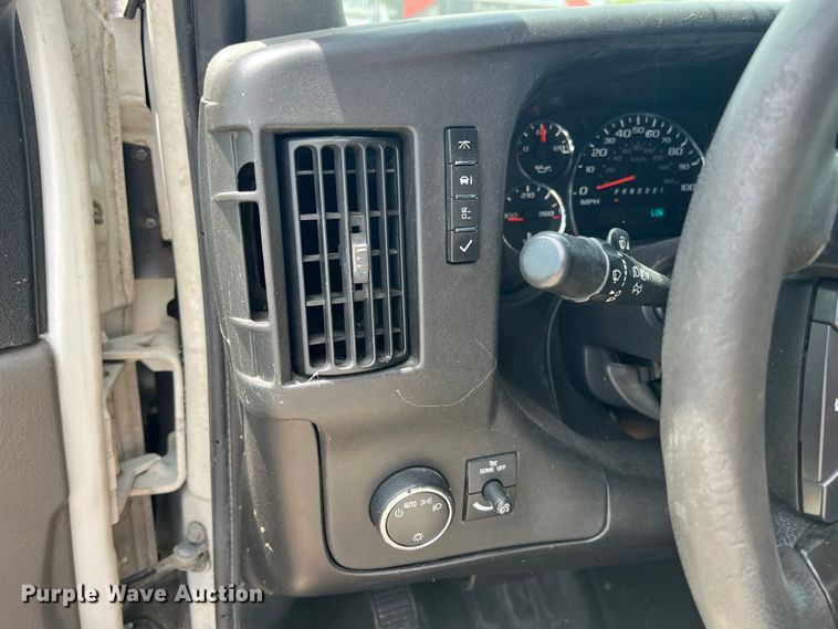 image for item JX9289 2009 Chevrolet Express 3500  ambulance