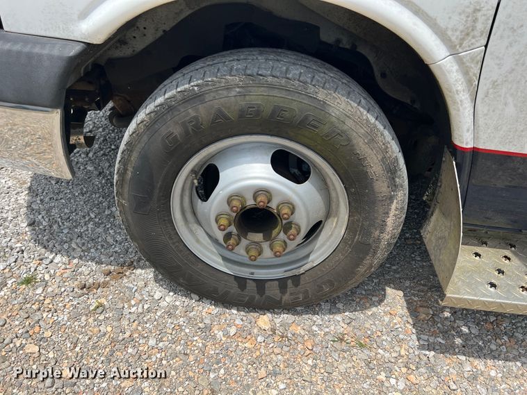 image for item JX9289 2009 Chevrolet Express 3500  ambulance