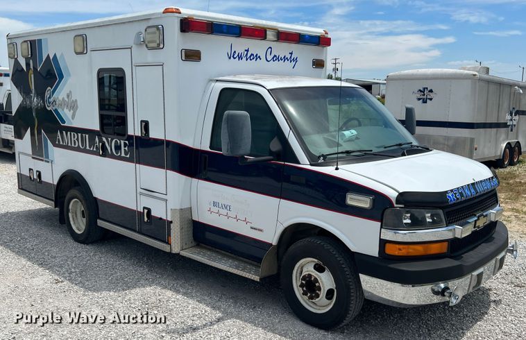image for item JX9290 2007 Chevrolet Express G3500  ambulance