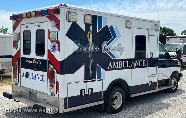 image for item JX9290 2007 Chevrolet Express G3500  ambulance