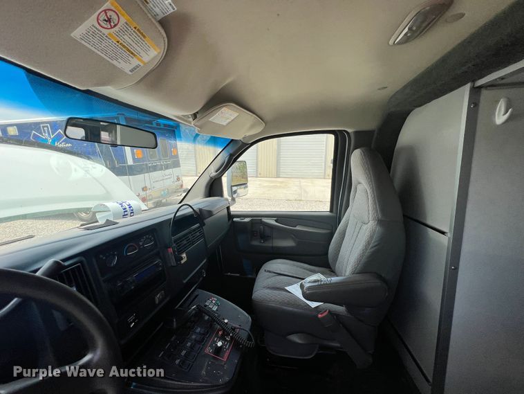 image for item JX9290 2007 Chevrolet Express G3500  ambulance