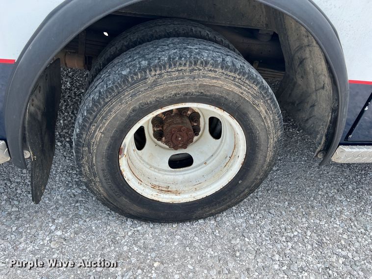 image for item JX9290 2007 Chevrolet Express G3500  ambulance