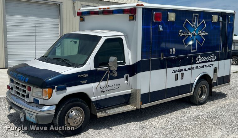 image for item JX9291 2001 Ford E450 Super Duty  ambulance