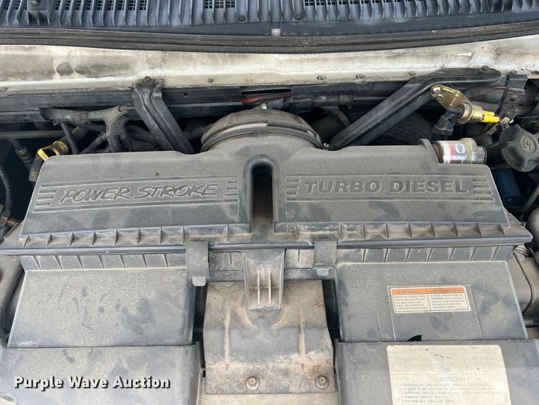 image for item JX9291 2001 Ford E450 Super Duty  ambulance