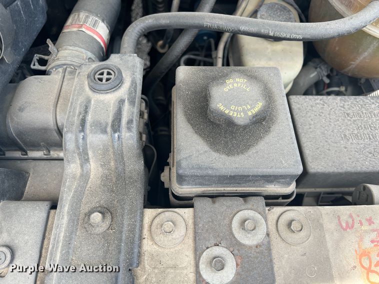 image for item JX9291 2001 Ford E450 Super Duty  ambulance