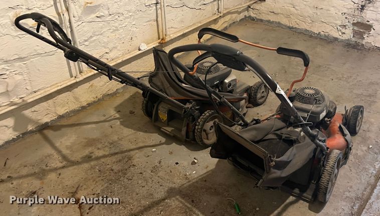 image for item JX9293 (2) lawn mowers