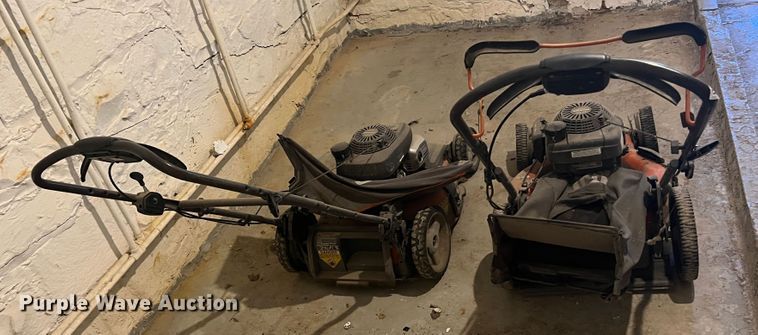 image for item JX9293 (2) lawn mowers