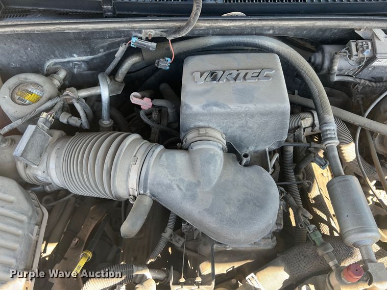 image for item JX9298 1999 Chevrolet Suburban 1500  SUV