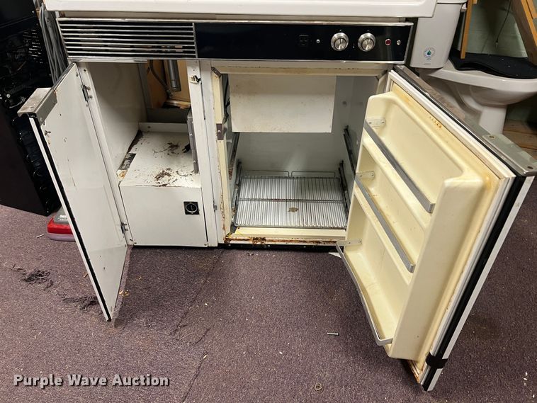 image for item JX9299 Office supplies and equipment