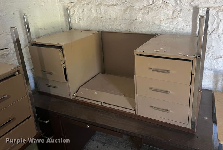 image for item JX9305 (7) desks